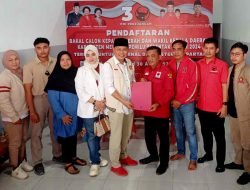 Bidik Wakil Bupati, Iif Usfayadi Kembalikan Formulir 2 Partai