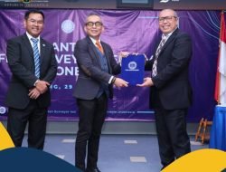 Berkontribusi dalam Dunia Survei dan Pemetaan, Sekjen Kementerian ATR/BPN Raih Gelar Surveyor Kehormatan