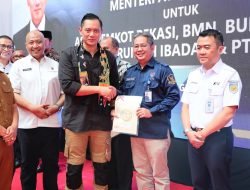 Serahkan Sertipikat Tanah Elektronik di Kota Bekasi, Menteri AHY Apresiasi Kolaborasi Kantor Pertanahan dengan Pemerintah Kota