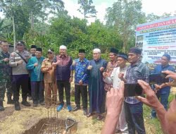Bupati Dadi Lakukan Peletakan Batu Pertama Pembangunan Masjid An Nur: Sumbang 200 Zak Semen dan Pemda Rp 200 Juta