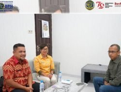 Disnakertrans Melawi Kunjungi Kantah Melawi, Bahas Pensertipikatan Tanah Warga Transmigrasi Desa Lengkong Nyadom