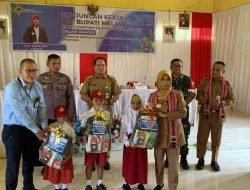 Kunker di Ella Hilir, PJs Bupati Herti Sampaikan Ini