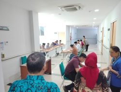 Dua Bakal Paslon Pilkada Melawi Ikuti Tes Kesehatan
