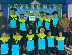 Wisuda Terpadu Angkatan II TPQ dan TPA Tingkat Pinoh Utara Berlangsung Khidmat