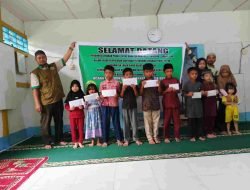 Penyaluran Santunan Anak Yatim di Desa Batu Begigi Penuh Haru dan Kebersamaan