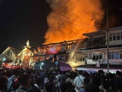 Dua Peristiwa Kebakaran Ruko di Penghujung Tahun, Pemda Melawi Absen Armada Pemadam