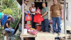Dinas Sosial Melawi Tanggap Bencana, Salurkan Bantuan bagi Korban Kebakaran di Desa Ella Hulu
