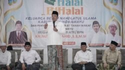 Hadiri Halalbihalal dan Penyerahan Sertipikat Tanah Wakaf PCNU Indramayu, Menteri Nusron Minta NU Berikan Kebermanfaatan bagi Masyarakat