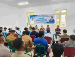 Polsek Kota Baru Bersama Forkopimcam Tanah Pinoh Lakukan Klarifikasi Isu Teror Ketuk Pintu di Media Sosial