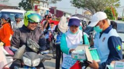 Kualitas Udara Menurun, Dinkes dan TP PKK Melawi Bagikan Masker Gratis kepada Masyarakat