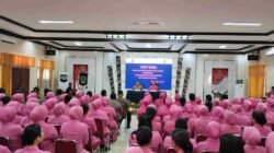 Kapolres Melawi Tatap Muka Bersama Bhayangkari dan Polwan, Tekankan Keharmonisan Keluarga serta Bijak Bermedia Sosial