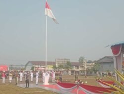 Pimpin Detik-detik Upacara HUT ke-81 RI, Bupati Melawi Tegaskan Komitmen Selaraskan Pembangunan dengan Program Presiden