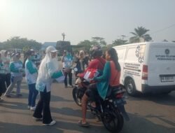 Gelorakan Semangat Kemerdekaan, Pemkab dan Gamas Melawi Bersihkan Lingkungan Nanga Pinoh