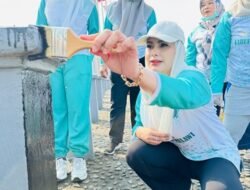 Sambut HUT Kemerdekaan, TP PKK Melawi Dorong Gerakan Peduli Kebersihan Lingkungan
