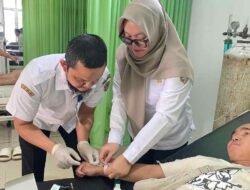Jaga Stamina Relawan Karhutla, RSUD dan Pokja IV TP PKK Melawi Buka Layanan Infus Vitamin Gratis
