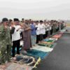 Umat Muslim Melawi Gelar Salat Istisqo, Perkuat Ikhtiar Hadapi Kekeringan dan Karhutla