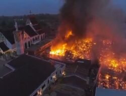 Kebakaran Hanguskan Sekitar 80 Ruko di Pusat Pasar Nanga Pinoh