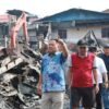 Bupati Melawi Tinjau Lokasi Kebakaran 56 Ruko di Pasar Nanga Pinoh, Dinsos Salurkan Bantuan 3 Ton Beras